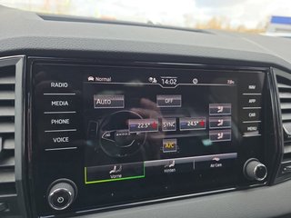 Skoda Karoq Sportline 1,5TSI DSG 4*J.Gar/Pano/aAHK/Matrix/Navi - bilder 43