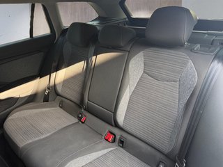 Skoda Superb Combi 2,0TDI DSG Navi/DCC/ACC/Kamera/Sitzhz.  ** - bilder 8