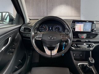 Hyundai i30 Kombi 1,4 100PS Navi/Kamera/Sitzhz/Pdc - bilder 6