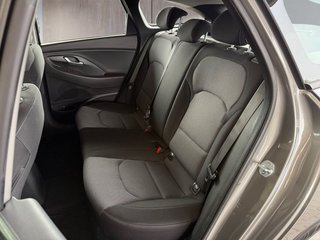 Hyundai i30 Kombi 1,4 100PS Navi/Kamera/Sitzhz/Pdc - bilder 7