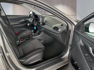 Hyundai i30 Kombi 1,4 100PS Navi/Kamera/Sitzhz/Pdc - bilder 9