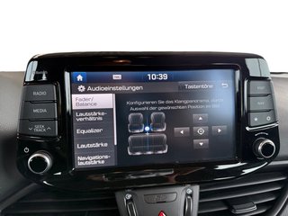 Hyundai i30 Kombi 1,4 100PS Navi/Kamera/Sitzhz/Pdc - bilder 20