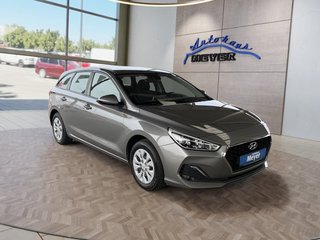 Hyundai i30 Kombi 1,4 100PS Navi/Kamera/Sitzhz/Pdc - bilder 1