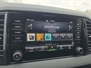 Skoda Karoq Sportline 2,0TSI DSG AHK/4*J.Gar/Navi/Matrix   ** - bilder 23