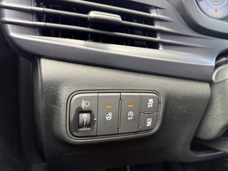 Hyundai i20 1.0 T-GDI Navi/Kamera/LED/Winterp.  ** - foto 17