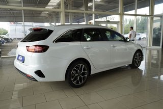 Kia Ceed Sportswagon 1,5 T-GDI DCT 17*Alu/LED/Navi/Keyless  ** - bilder 4