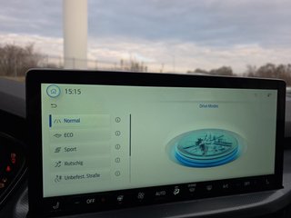 Ford Focus Active X 1.0 155PS aAHK/LED/Navi/Kamera/Winterp.  ** - bilder 26