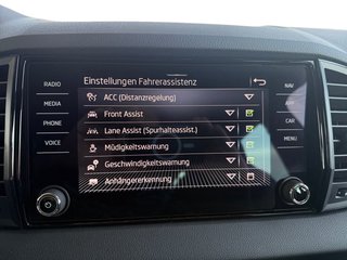 Skoda Karoq Sportline 1,5TSI aAHK/ACC/Navi/Matrix/Kessy/Kamera   ** - bilder 40