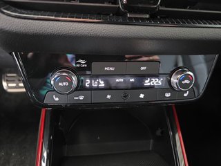 Skoda Fabia Monte Carlo 1,0TSI DSG 5*J.Gar/LED/Winterp/Temp.   ** - bilder 19