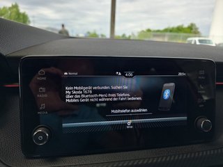 Skoda Kamiq Monte Carlo 1,5TSI DSG 4*J.Gar/AHK/18*Alu/el.Klappe  ** - bilder 27
