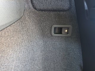 Skoda Karoq 1,5TSI DSG 4*J.Gar/aAHK/Kamera/Kessy/Winterp.  ** - bilder 13