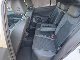 Volkswagen T-Roc R-Line 1.5 eTSI aAHK/Easy Open/Winterp.  ** - foto 9