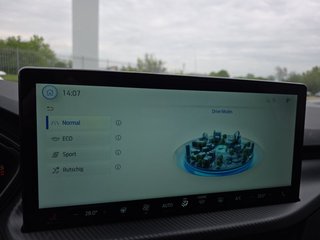 Ford Kuga ST-Line 1,5 186PS Aut.aAHK/5*J.Gar/Navi/Kamera/Winterp.  ** - bilder 27