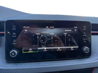 Skoda Kamiq Monte Carlo 1,5TSI DSG Matrix/Kessy/Winterp.  ** - foto 34