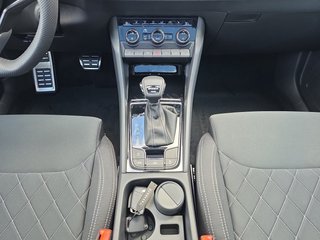 Skoda Karoq Sportline 2,0TDI DSG 4x4 aAHK/Pano/4*J.Gar/Matrix/Navi   ** - bilder 7