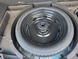 Skoda Karoq Sportline 2,0TDI DSG 4x4 aAHK/Pano/4*J.Gar/Matrix/Navi   ** - bilder 18