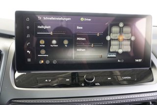 Nissan Qashqai 1,3 DIG-T Xtronic Pano/Head-Up/LED/el.Klappe  ** - bilder 37