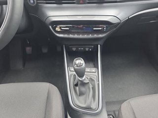 Hyundai i20 1.0 T-GDI Navi/LED/Kamera/Winterp/Keyless ** - foto 7
