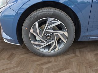 Hyundai i20 1.0 T-GDI DCT Navi/Kamera/Winterp/Klimaaut.  ** - foto 9