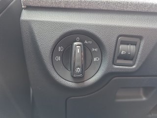 Skoda Kamiq Selection 1,0TSI DSG 16*Alu/Kessy/Kamera/2-Z.Klimaaut.  ** - bilder 17