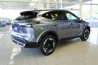 Nissan Qashqai 1,3 DIG-T Xtronic Pano/Head-Up/LED/el.Klappe  ** - bilder 5