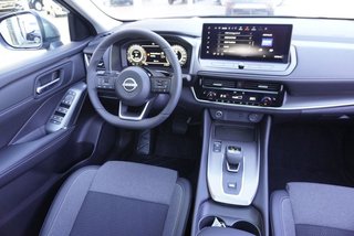 Nissan Qashqai 1,3 DIG-T Xtronic Pano/Head-Up/LED/el.Klappe  ** - bilder 11