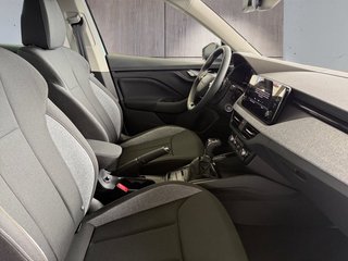 Skoda Kamiq Selection 1,0TSI DSG Kessy/Kamera/Temp/2-Z.Klimaaut.  ** - foto 12
