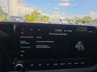 Hyundai i20 1.0 T-GDI 7DCT Navi/LED/Kamera/Winterp/Keyless  ** - foto 28