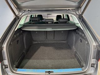 Skoda Superb Combi 1,5TSI DSG Navi/Kamera/el.Klappe/Kessy         ** - foto 11