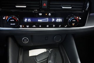 Nissan Qashqai 1,3 DIG-T Xtronic Pano/LED/Navi/Kamera/Keyless ** - bilder 15