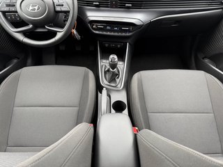 Hyundai i20 1.0 T-GDI Navi/Kamera/LED/Winterp.  ** - foto 6