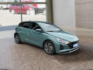 Hyundai i20 1.0 T-GDI Navi/Kamera/LED/Winterp.  ** - foto 2