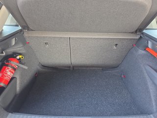 Skoda Kamiq Selection 1,5TSI DSG AHK/Kamera/LED/Kessy/Winterp.  ** - foto 13