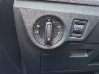 Skoda Kamiq Selection 1,5TSI DSG AHK/Kamera/LED/Kessy/Winterp.  ** - foto 20