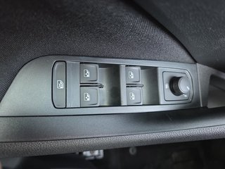 Skoda Kamiq Selection 1,5TSI DSG AHK/Kamera/LED/Kessy/Winterp.  ** - foto 21