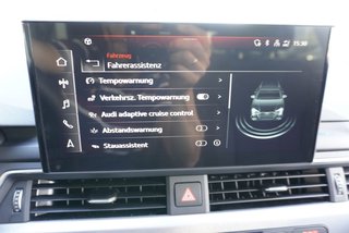 Audi A4 40TFSI quattro aAHK/Matrix/Navi/Standheiz.      ** - bilder 39
