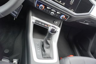 Audi Q3 35TFSI S-tronic 4*J.Gar/LED/Temp/Sitzhz/2-Z.Klimaaut.  ** - bilder 22