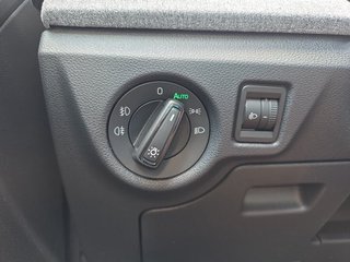 Skoda Kamiq Selection 1,0TSI DSG Kessy/Kamera/Temp/2-Z.Klimaaut.   ** - bilder 17
