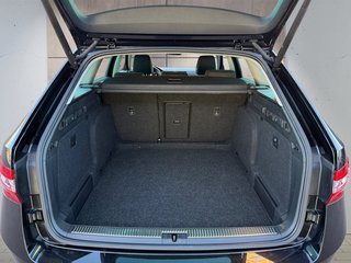 Skoda Superb Combi 1,5TSI DSG Navi/Kamera/el.Klappe/Kessy         ** - bilder 13