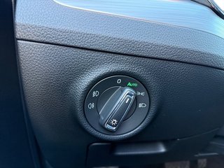 Skoda Superb Combi 1,5TSI DSG Navi/Kamera/el.Klappe/Kessy         ** - bilder 18