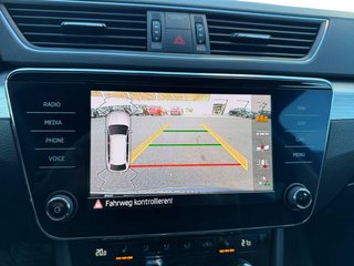 Skoda Superb Combi 1,5TSI DSG Navi/Kamera/el.Klappe/Kessy         ** - bilder 45