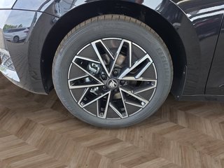 Skoda Octavia 1,5TSI DSG aAHK/Matrix/ACC/Kamera/el.Klappe   ** - foto 10