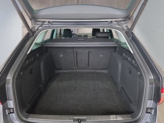Skoda Superb Combi 1,5TSI DSG Navi/Kamera/el.Klappe/Kessy         ** - foto 11