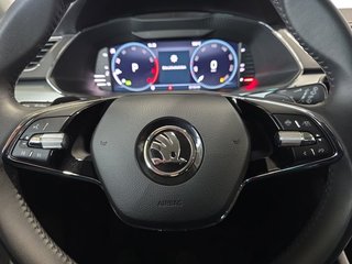 Skoda Superb Combi 1,5TSI DSG Navi/Kamera/el.Klappe/Kessy         ** - foto 16