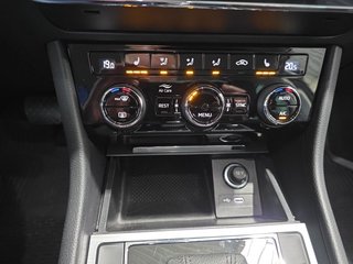 Skoda Superb Combi 1,5TSI DSG Navi/Kamera/el.Klappe/Kessy         ** - foto 21