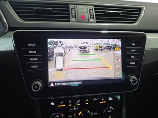 Skoda Superb Combi 1,5TSI DSG Navi/Kamera/el.Klappe/Kessy         ** - foto 42