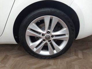 Opel Zafira Tourer 2.0 CDTI Business 7 Sitzer/Navi/LED/Leder/Ahk. - bilder 9