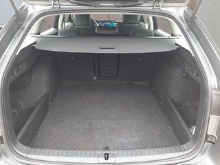 Skoda Octavia Combi 2,0TDI DSG Navi/ACC/Kamera/Winterp.  ** - foto 11