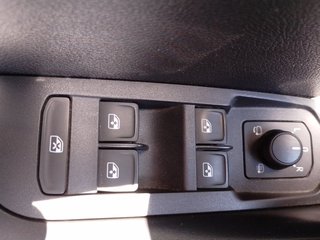 Skoda Karoq 1.5TSI Ambition LED AHK DSG - bilder 21