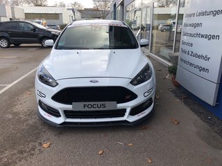 Ford Focus ST 2.0l Turbo 250PS, BI-Xenon, Recaro